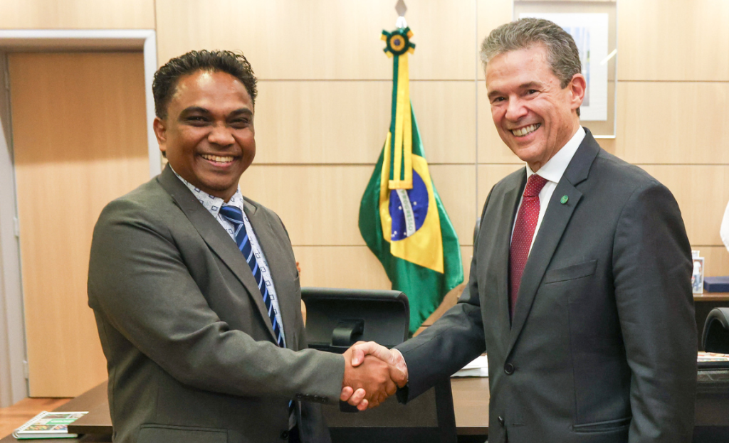 Ministro André de Paula debate cooperação agropecuária e abertura comercial com o Suriname